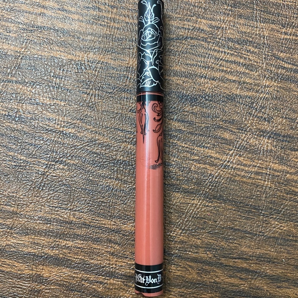 Kat Von D Lipstick Lolita II